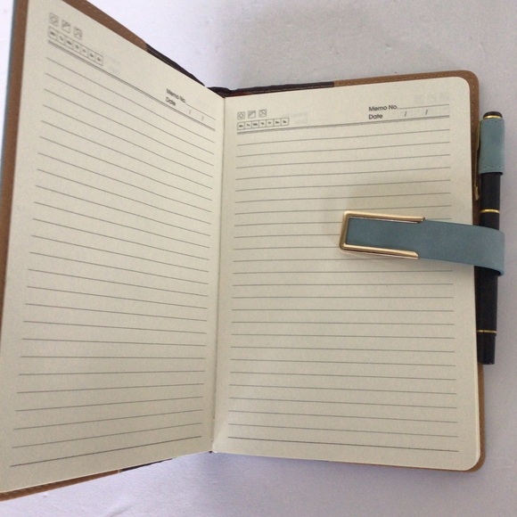 FANERY SUE HARDCOVER JOURNAL NWT - Picture 10 of 16